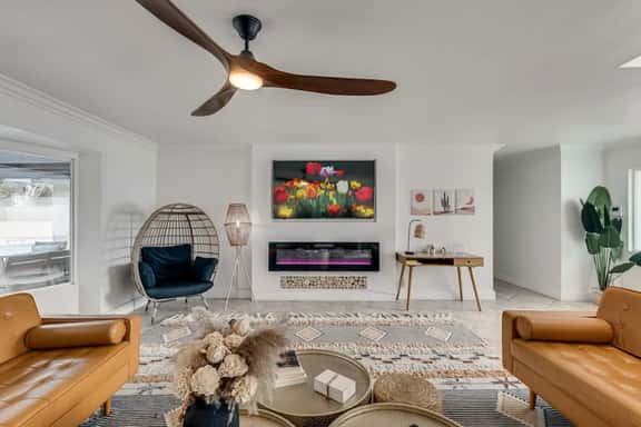LUX 7BR/3BA Villa w/pool, spa and big yard - Image 1